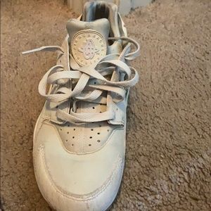 Running shoes